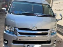 Toyota HIACE KDH 223B HIGHROOF 2009 Van