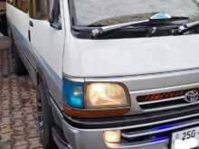 Toyota Hiace Dolphin 1994 Van