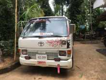 Toyota Hiace LH51 1988 Van