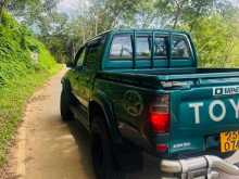 https://riyasewana.com/uploads/toyota-toyota-hilux-11321234222.jpg