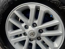 https://riyasewana.com/uploads/toyota-toyota-hilux-126104017725.jpg