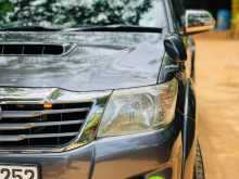 https://riyasewana.com/uploads/toyota-toyota-hilux-182142044073.jpg