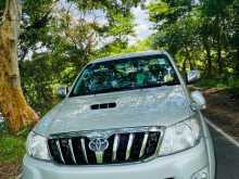 https://riyasewana.com/uploads/toyota-toyota-hilux-2008-266202012172.jpg