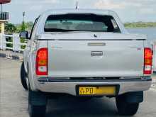 https://riyasewana.com/uploads/toyota-toyota-hilux-2008-266202012374.jpg