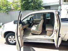 https://riyasewana.com/uploads/toyota-toyota-hilux-2009-814335712044.jpg