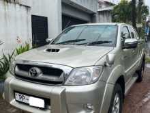 Toyota Hilux Smart Cab 3L G Grade 2010 Pickup