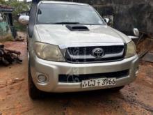 Toyota Hilux Smart Cab 2010 Pickup