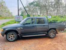 https://riyasewana.com/uploads/toyota-toyota-hilux-201606384433.jpg