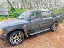 https://riyasewana.com/uploads/toyota-toyota-hilux-201606384992.jpg