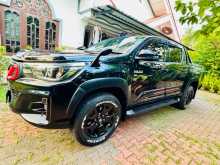 https://riyasewana.com/uploads/toyota-toyota-hilux-2019-2418575212443.jpg