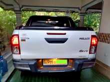 https://riyasewana.com/uploads/toyota-toyota-hilux-2020-620455112472.jpg