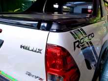 https://riyasewana.com/uploads/toyota-toyota-hilux-2020-620455112833.jpg