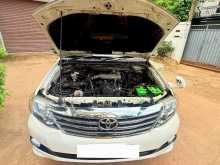 https://riyasewana.com/uploads/toyota-toyota-hilux-23934544943.jpg