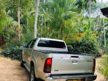 https://riyasewana.com/uploads/toyota-toyota-hilux-25818564682.jpg