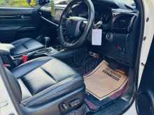 https://riyasewana.com/uploads/toyota-toyota-hilux-2710352922223.jpg