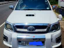 https://riyasewana.com/uploads/toyota-toyota-hilux-3131410446.jpg