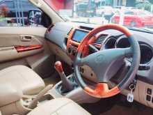 https://riyasewana.com/uploads/toyota-toyota-hilux-313141053.jpg