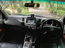 https://riyasewana.com/uploads/toyota-toyota-hilux-31648406816.jpg