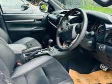https://riyasewana.com/uploads/toyota-toyota-hilux-5151425954.jpg