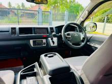 https://riyasewana.com/uploads/toyota-toyota-kdh-15957546635.jpg