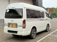 https://riyasewana.com/uploads/toyota-toyota-kdh-16920324783.jpg