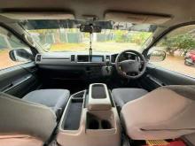 https://riyasewana.com/uploads/toyota-toyota-kdh-1852186196.jpg