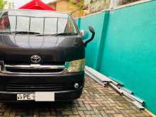 https://riyasewana.com/uploads/toyota-toyota-kdh-2007-918294012871.jpg