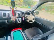 https://riyasewana.com/uploads/toyota-toyota-kdh-2015-1117445112283.jpg
