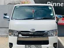 https://riyasewana.com/uploads/toyota-toyota-kdh-2015-2621381612472.jpg
