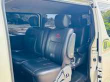 https://riyasewana.com/uploads/toyota-toyota-kdh-2015-2715070412874.jpg