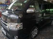 https://riyasewana.com/uploads/toyota-toyota-kdh-221131084083.jpg