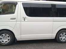 Toyota KDH TRH 2015 Van