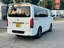 https://riyasewana.com/uploads/toyota-toyota-kdh-2646324293.jpg