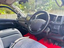 https://riyasewana.com/uploads/toyota-toyota-kdh-2914453117256.jpg