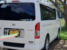 https://riyasewana.com/uploads/toyota-toyota-kdh-91729554853.jpg