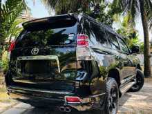 Toyota Land Cruiser Prado 150 2011 SUV