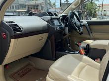 https://riyasewana.com/uploads/toyota-toyota-land-1120555517405.jpg