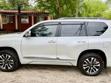 Toyota LAND CRUISER PRADO TRJ 150 2013 SUV