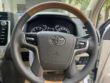 https://riyasewana.com/uploads/toyota-toyota-land-14101323796.jpg
