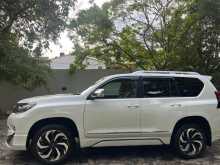 https://riyasewana.com/uploads/toyota-toyota-land-14101323852.jpg