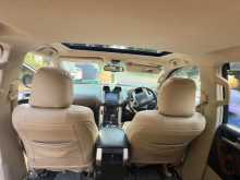 https://riyasewana.com/uploads/toyota-toyota-land-2013-316202012844.jpg