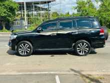 https://riyasewana.com/uploads/toyota-toyota-land-24103216654.jpg