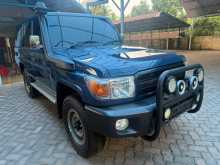 Toyota Land Cruiser HZJ76 2017 SUV