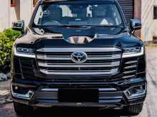 Toyota Land Cruiser LC 300 ZX 2025 SUV