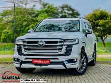 Toyota LAND CRUISER LC300 2023 SUV