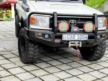 https://riyasewana.com/uploads/toyota-toyota-land-314321822572.jpg