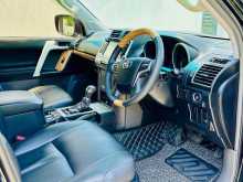 https://riyasewana.com/uploads/toyota-toyota-land-513504522312.jpg