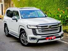 Toyota LAND CRUISER LC300 ZX 2024 SUV