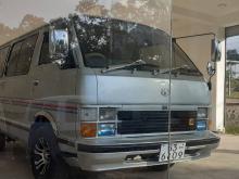Toyota LH61 1987 Van