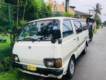 Toyota LH30 1987 Van